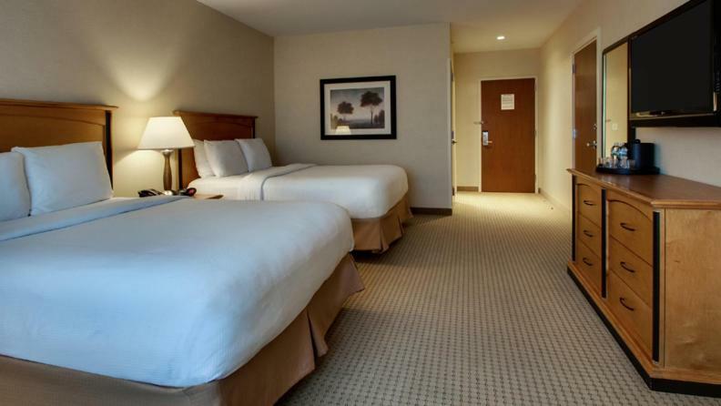 Superior Queen Room Two Queen Beds,846944615:JPEG